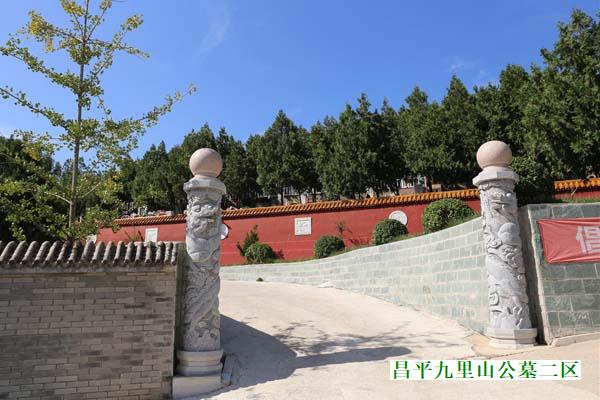 围墙和古建筑